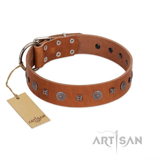 "Sweet Caramel" Designer FDT Artisan Tan Leather dog Collar - Click Image to Close